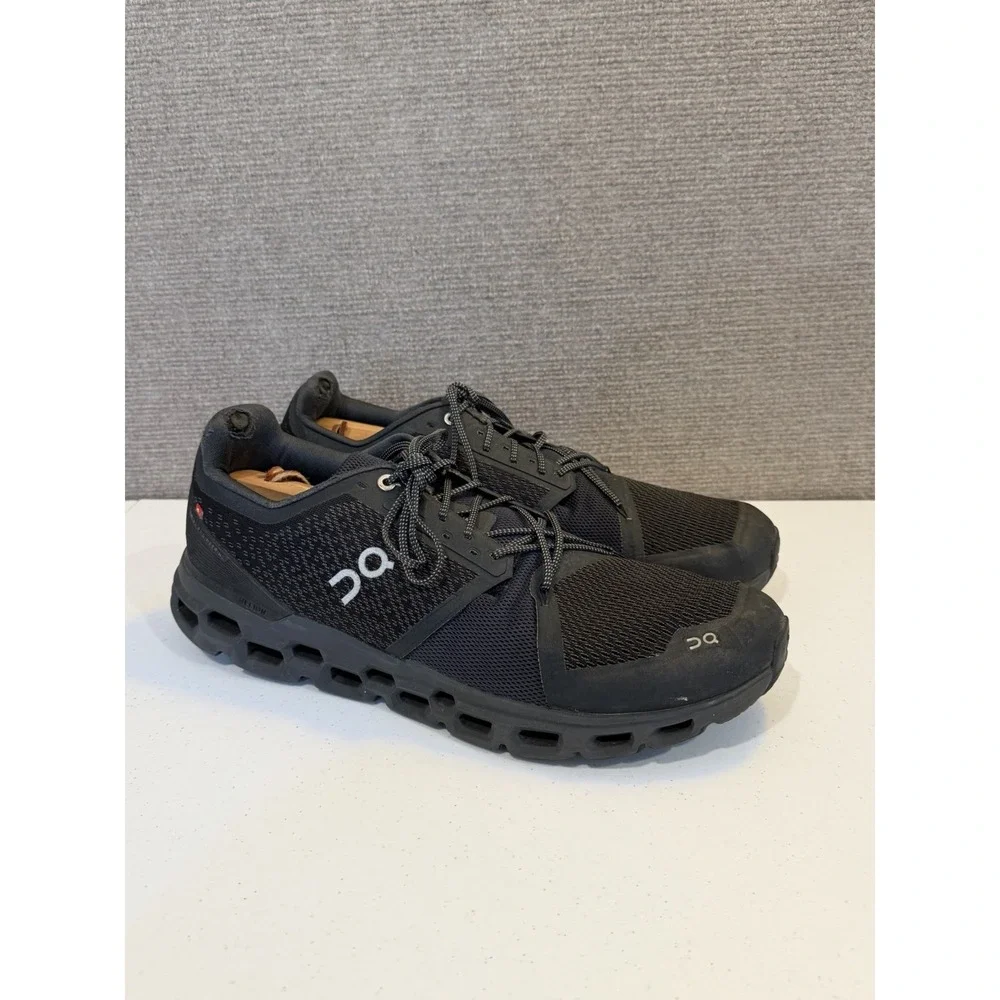 On Swiss Engineering Cloudstratus Men's Size 13 Black Running Shoes Lace Up